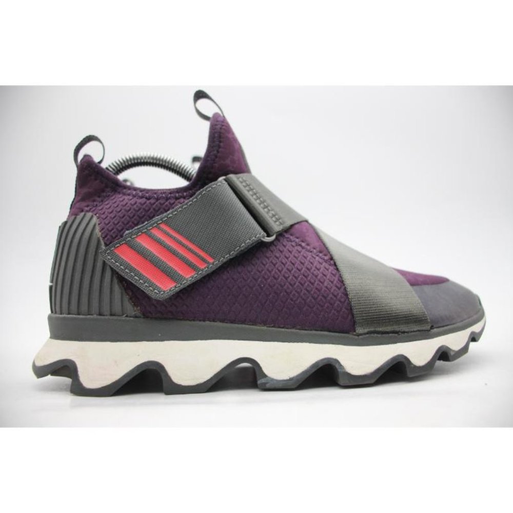Sorel Kinetic Sneak Women's Shoes Size 7.5 Purple Knit Slip On Athletic Sneakers
